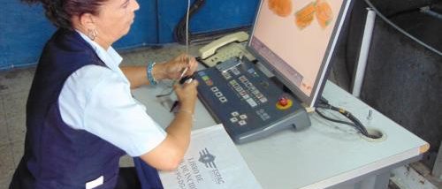 Inspección y registro de equipajes facturados